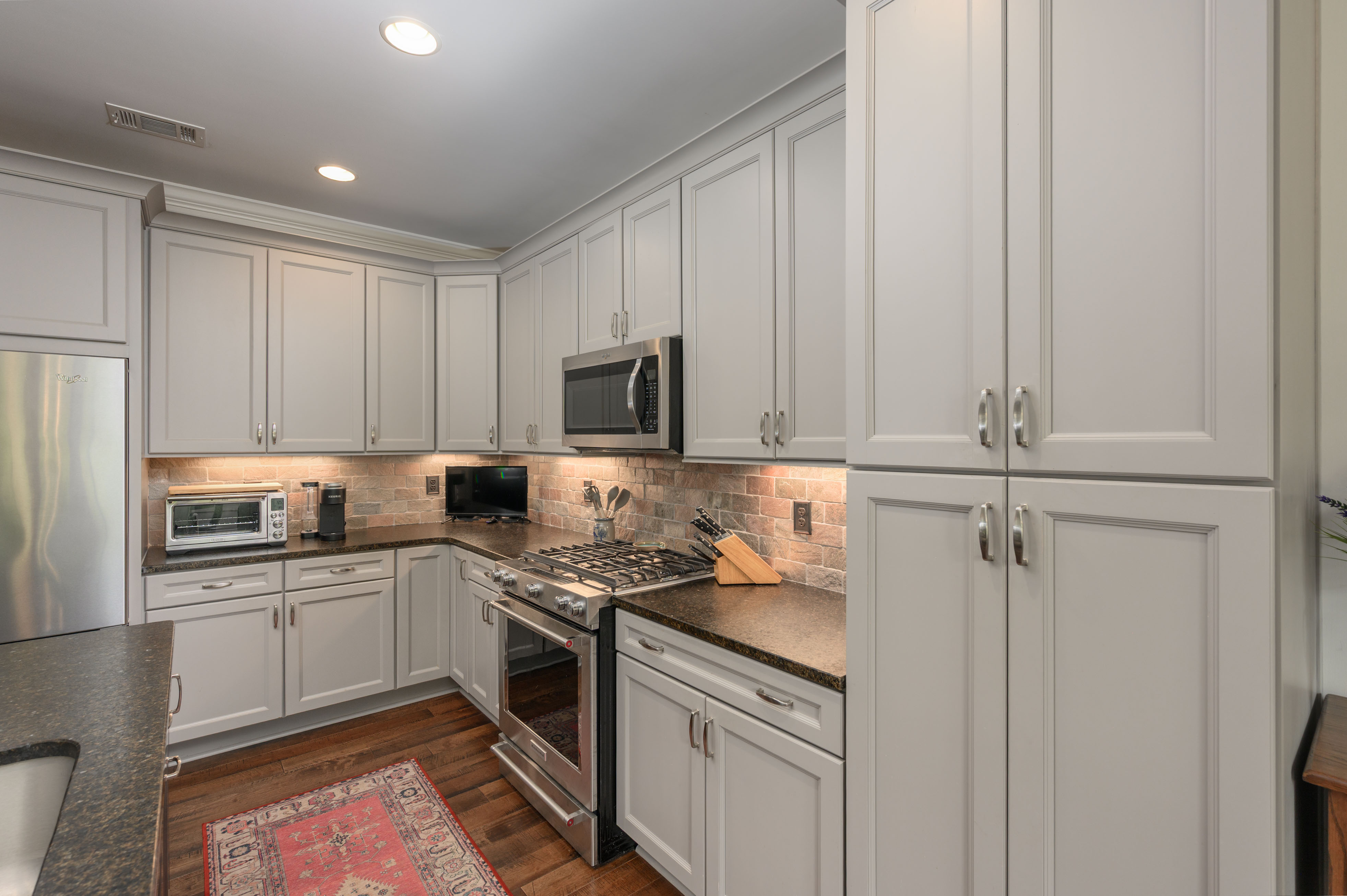 1111 Long Cove Drive image 15